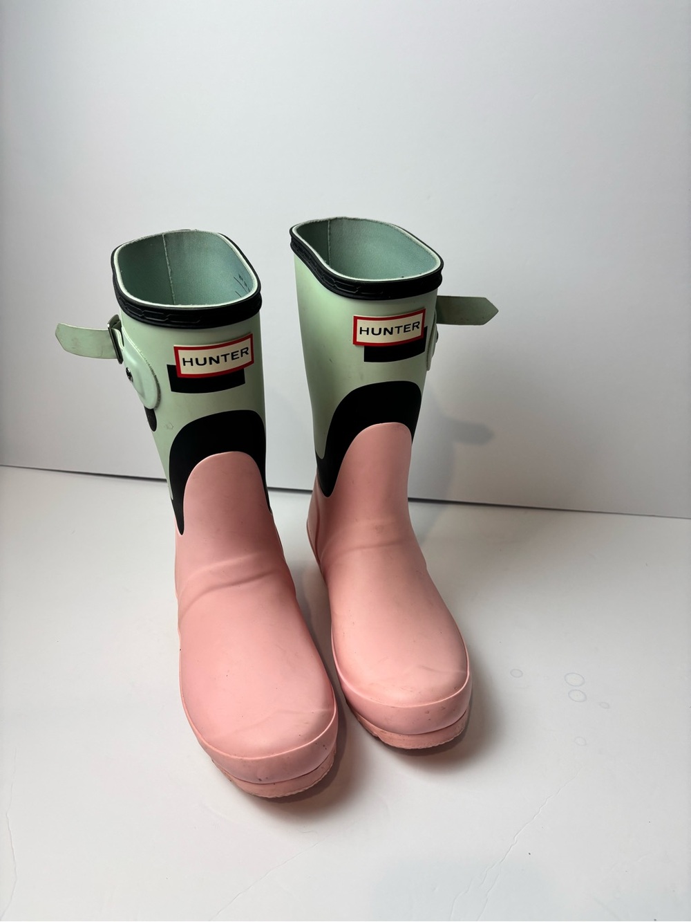 Hunter Short Light Mint and Pink Rain Boot Interior